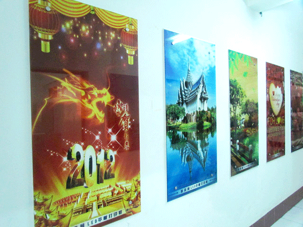 濰坊專業(yè)平板UV噴畫——亞克力材質(zhì)